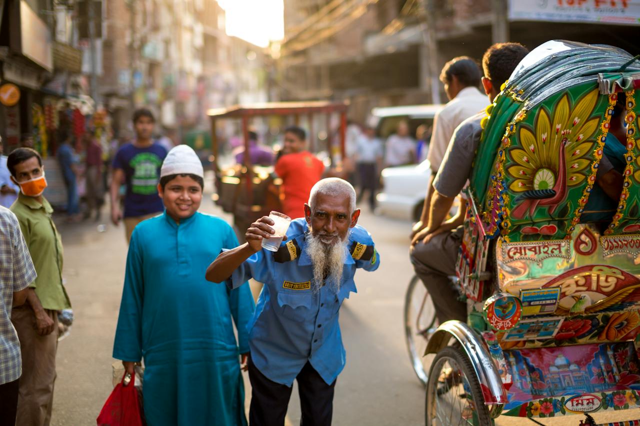 उस ‘फ़रिश्ते’ की तलाश कर रहा हूँ जिसने मुझे वेस्टमिंस्टर ब्रिज पर संभाला था